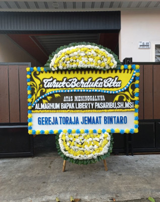 Papan Bunga Duka di Way Laga